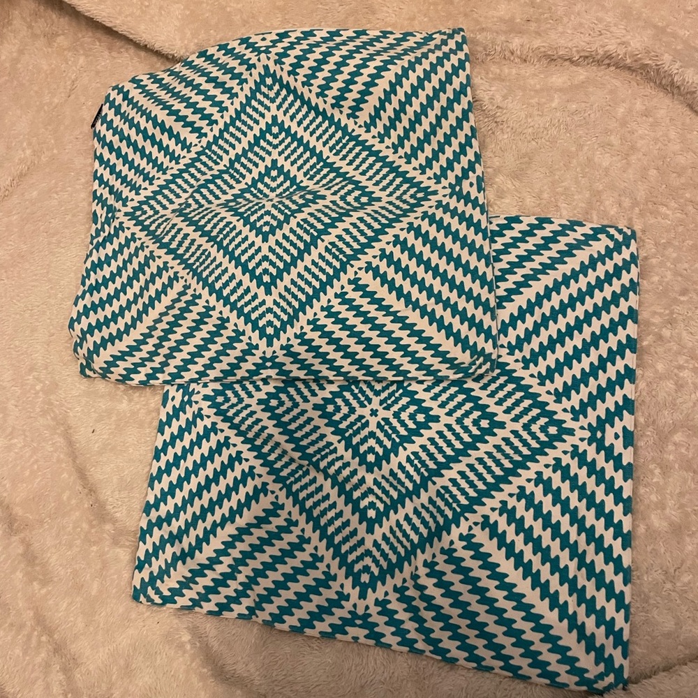 Tree Wool set of 2 geometric teal and white 16x14 pillow covers